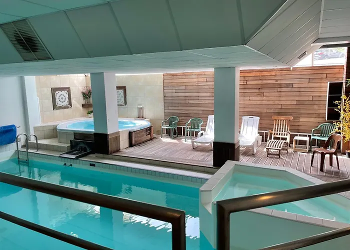 4 Pers, Piscine, Animaux Admis, Gourette - Fr-1-859-17 Eaux-Bonnes